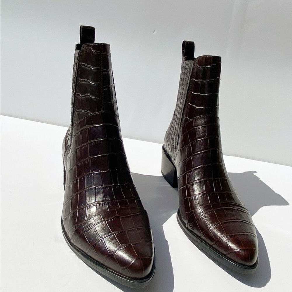 Vagabond Marja Embossed Chelsea Boot